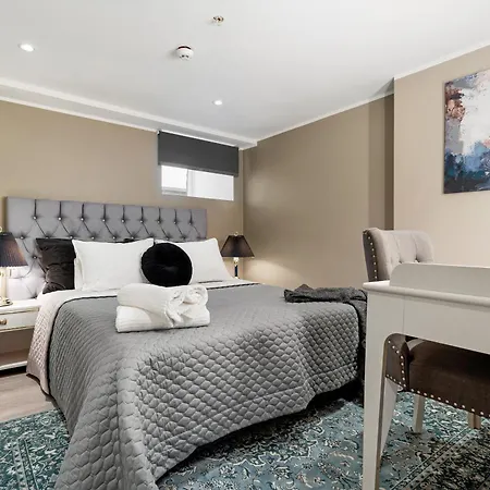 Solsiden Modern Stay: King Beds, Private Entry Trondheim