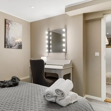 Lägenhet Solsiden Modern Stay: King Beds, Private Entry Trondheim