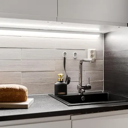 Lägenhet Solsiden Modern Stay: King Beds, Private Entry *