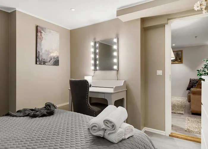 Leilighet Solsiden Modern Stay: King Beds, Private Entry Trondheim