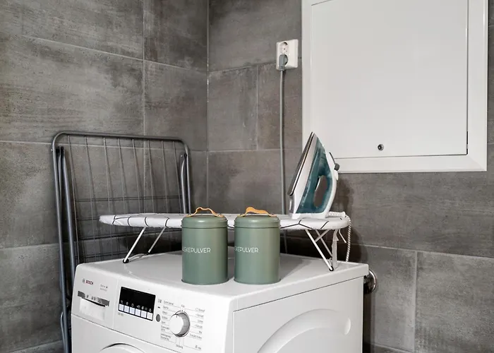 Solsiden Modern Stay: King Beds, Private Entry Leilighet *